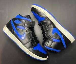 Jordan 1 Mid Black Hyper Royal size 11 men’s 
554724-068